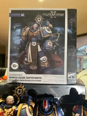 Joytoy Warhammer 40K Ultramarines Marneus Calgar, Chapter Master
