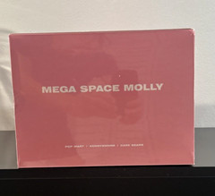 POP MART-Mega Space Molly 400% + 100% “Love A Lot” Pink Care Bear New!