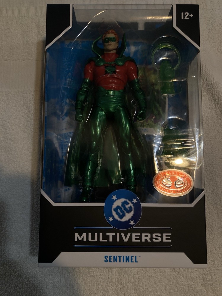 Mcfarlane DC Multiverse Sentinel Green Lantern. Platinum Edition. In Hand