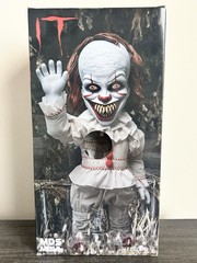 Mega Scale IT Horro Movie Talking Sinister Pennywise 15″ Doll -Read Description