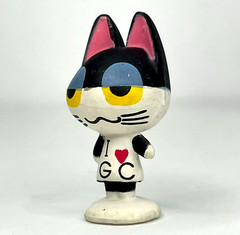 2001 Animal Crossing Wild World 1″ Punchy the Cat Mini Figure Yujin