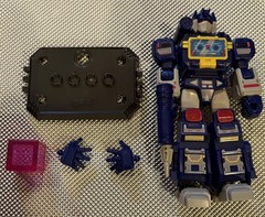 Blokees Transformers Galaxy Version 3 Autobot Run Soundwave 1/12 model figure