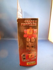 New Transformers Autobot BLASTER G1 Reissue Walmart Exclusive Figure