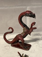 Vintage Metal Miniature Figurines Dungeons & Dragons Tabletop Lot of 5 w/ Dragon