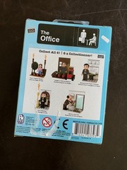 The Office Single Figure Buildable Sets Jim’s Wedding & Pam’s Beach Games – PM