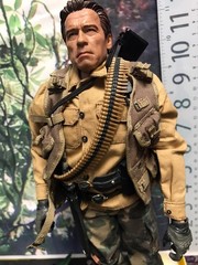 1/6 scale Arnold Schwarzenegger as ‘Summer’ , The Expendables action figure