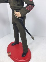 1/6 USMC MARINE GUNNERY SERGEANT R LEE ERMEY IN FULL DRESS GREENS SWORD & STAND