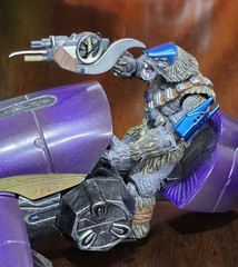Halo 2 Joyride Ghost Joy Ride 2004 + 2 Brute Figure Bundle With Guns
