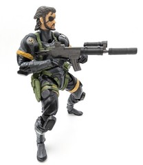 Revoltech Yamaguchi No.131 Metal Gear Solid Peace Walker SNAKE Figure Kaiyodo NM