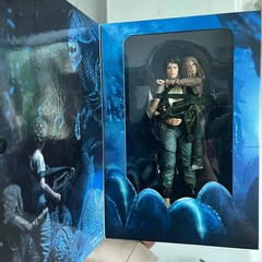 NECA ALIEN 2 LT Ellen Ripley Newt Figure Giger Xenomorph Facehugger Aliens Preda