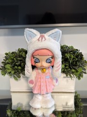 Pop Mart MOLLY PEEKABOO 1/8 Action Figure – confirmed (WHITE Cat) US Seller
