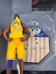 NBA Kobe Bryant Lakers 1/6 scale The iconic Kobe jersey bite statue