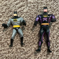 Batman Lot of 2 Plastic Action Figures Set Black/Gray/Purple/Yellow
