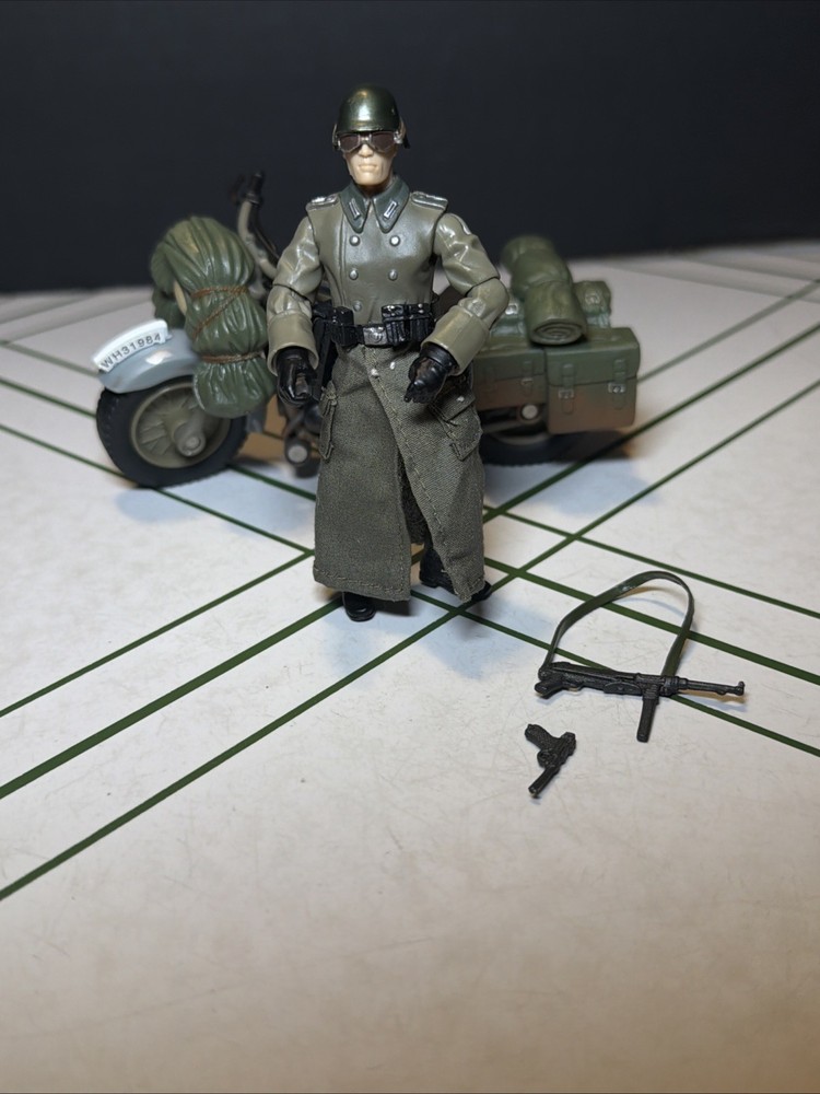 Indiana Jones German Soldier w Motorcycle Last Crusade Hasbro 2008 Complete