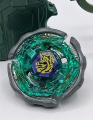 Beyblade Ray Striker Unicorno D125CS BB-93 Hasbro Metal Masters