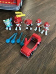 Paw Patrol Ultimate Fire Truck Ultimate Rescue 5 Figures Car And Water Canons