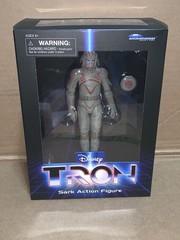 2019 Diamond Select Toys Disney Tron Sark Action Figure New In Box