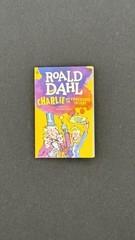 Zuru 5 Surprise Mini Brands Books Roald Dahl, Charlie and the Chocolate Factory