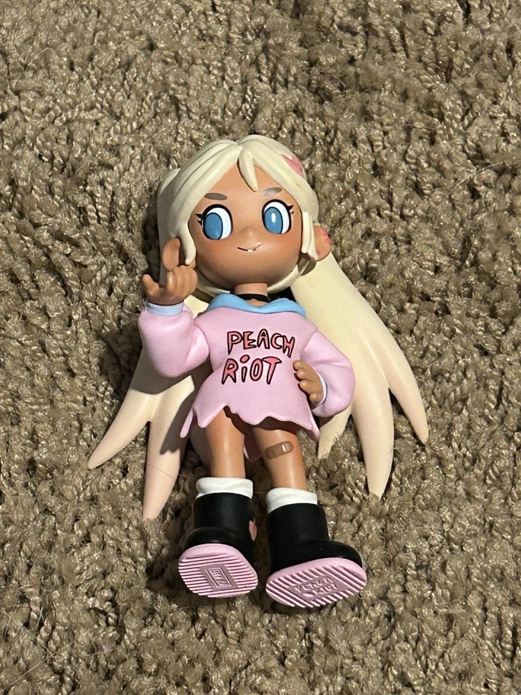 POP MART Lil Peach Riot Sleepover Series “Poppy-Breakfast” figure