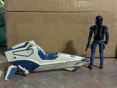 Hasbro Star Wars Clone Wars Mandalorian Speeder with Mandalorian Warrior 3.75″