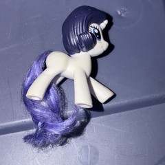 My Little Pony Rarity White Pony Purple Hair 2.5” Action Figure PVC Toy