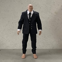 PB-CASSUP-BLK: 1/12 Black Business Suit for 6″ muscular body