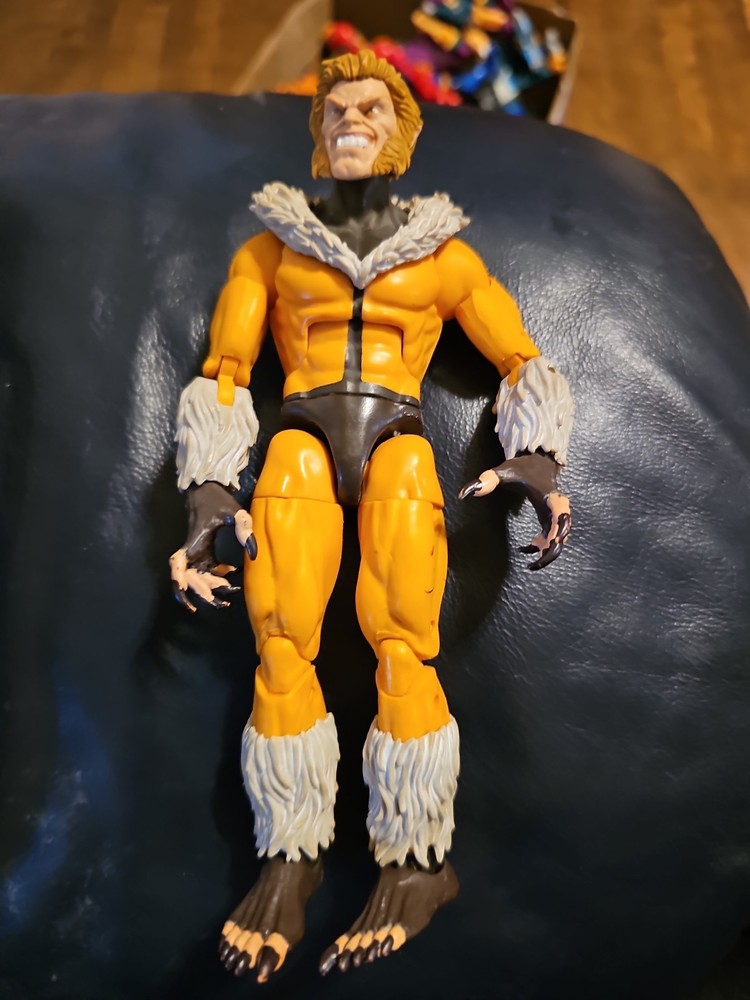 Sabretooth Marvel X-Men Action Figure Hasbro Loose – 6.5 Inches 2021