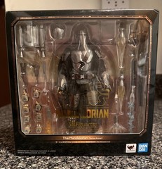 S.H.Figuarts Star Wars The Mandalorian Beskar Armor Action Figure Bandai Spirits