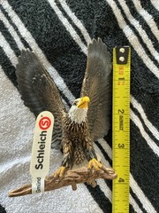 Schleich Bald Eagle Animal Figure Bird of Prey 2016 Retired NWT