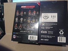 (2 figures) 6″ Tom Brady and Tiger Woods collectibles figures