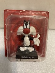 WARNER BROS LOONEY TUNES DIE CAST METAL CHARACTERS SYLVESTER AND TWEETY