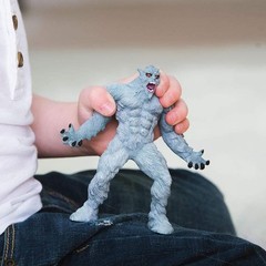 Safari Ltd Yeti Mythical Realms 5-Inch Realistic Figure