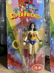 McFarlane DC Super Friends Wonder Woman, Batman Superman Platinum 2026 *Hand