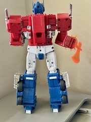 Transformer 4th Party Optimus Prime MP10 MP44 Color Version MP Scale – Complete