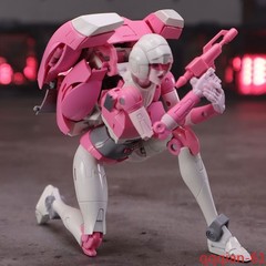 Arcee Robot Action Figure Toy New Christmas Birthday Gift Pink Desk Decoration