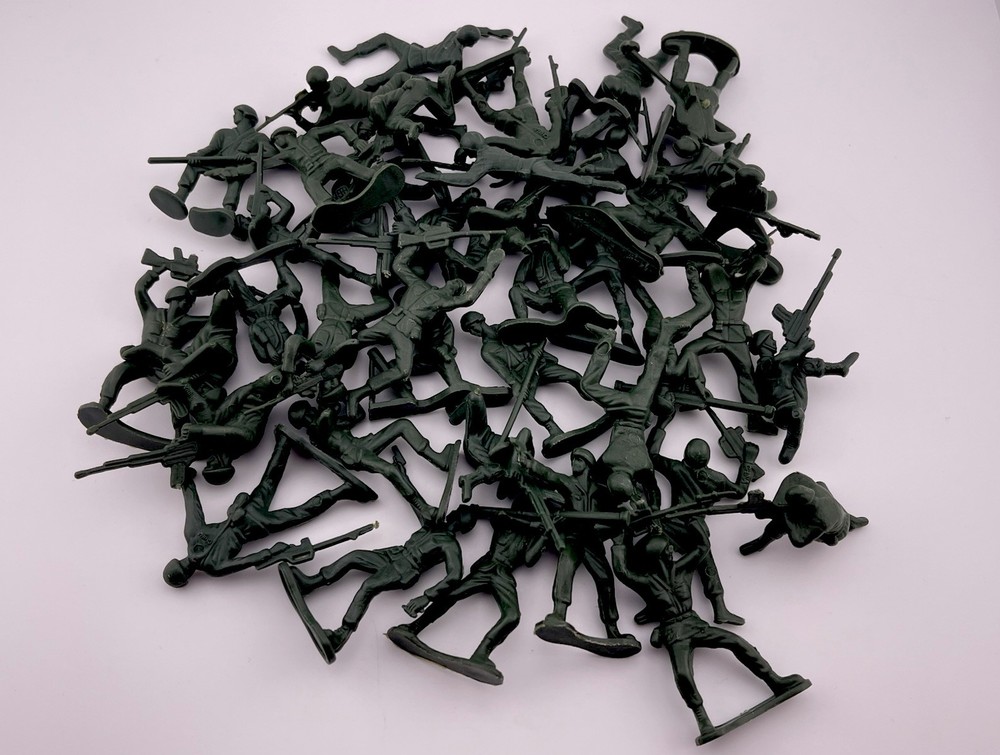 Plastic Army Men Toy Mini Soldiers Dark Green Lot 40 Pieces 2-2.7” Diverse Poses