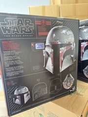 Hasbro Star Wars The Black Series Boba Fett Premium Electronic Helmet New Sealed