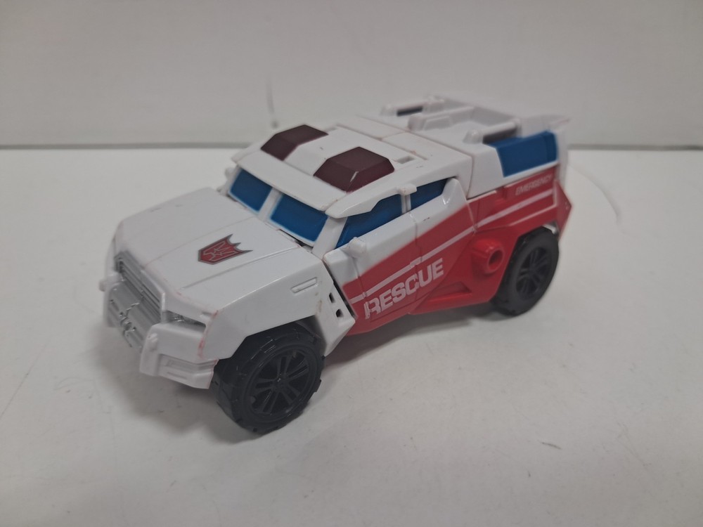 Transformers Combiner Wars – FIRST AID – Loose – Incomplete – KO/3RD PARTY