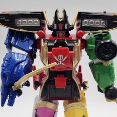 Bandai Power Rangers Super Megaforce Legendary Megazord Complete