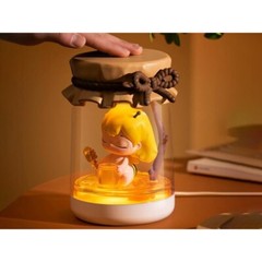 POPMART X BEEDY – HONEY BEEDY JAR LIGHT FIGURINE