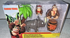 DONKEY KONG JUNGLE ADVENTURE DIORAMA SET **NEW RELEASE**