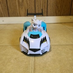 Paw Patrol Cat Pack Car Rory Figure Surprise Claw Attack Deluxe Vehicle Toy
