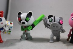 Piggy Minifigure Badger Mystery Pack Roblox Figure – Clown Figure Lot