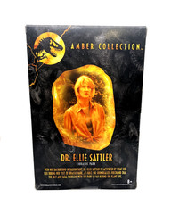 Jurassic World Amber Collection Dr Ellie Sattler Jurassic Park Laura Dern GWP82