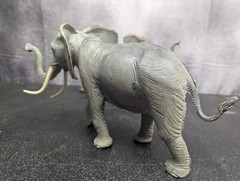 Vintage 1984 Imperial Elephant Lot of 2 12 x 7″ Vinyl Plastic *1 Tusk Broken*