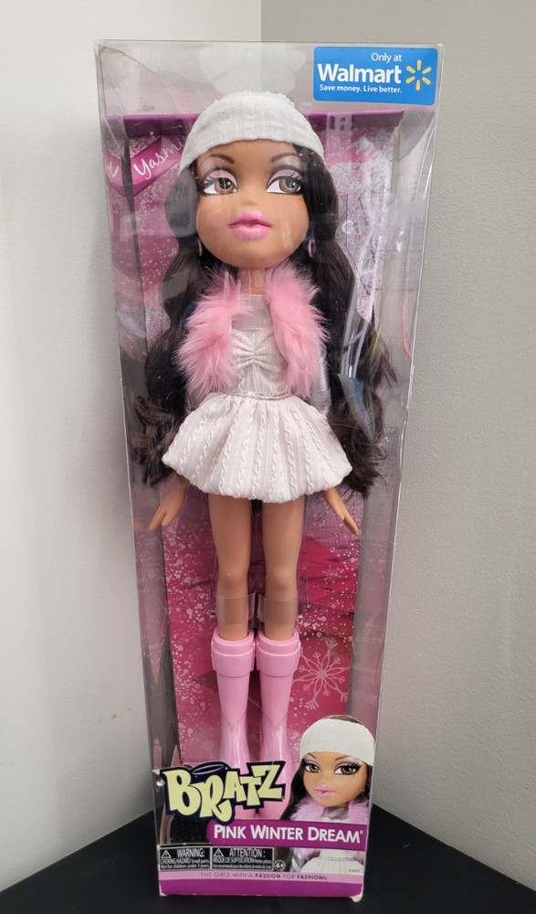 Yasmine 24″ Pink Winter Dream MGA Entertainment BRATZ NEW Exclusive Walmart