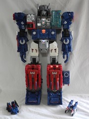 Complete Titans Return Fortress Maximus: with Cog.