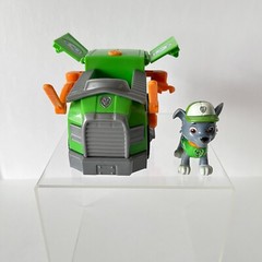 Paw Patrol Rocky Pup Figure and Transforming Recycle Truck with Pop Out Tools