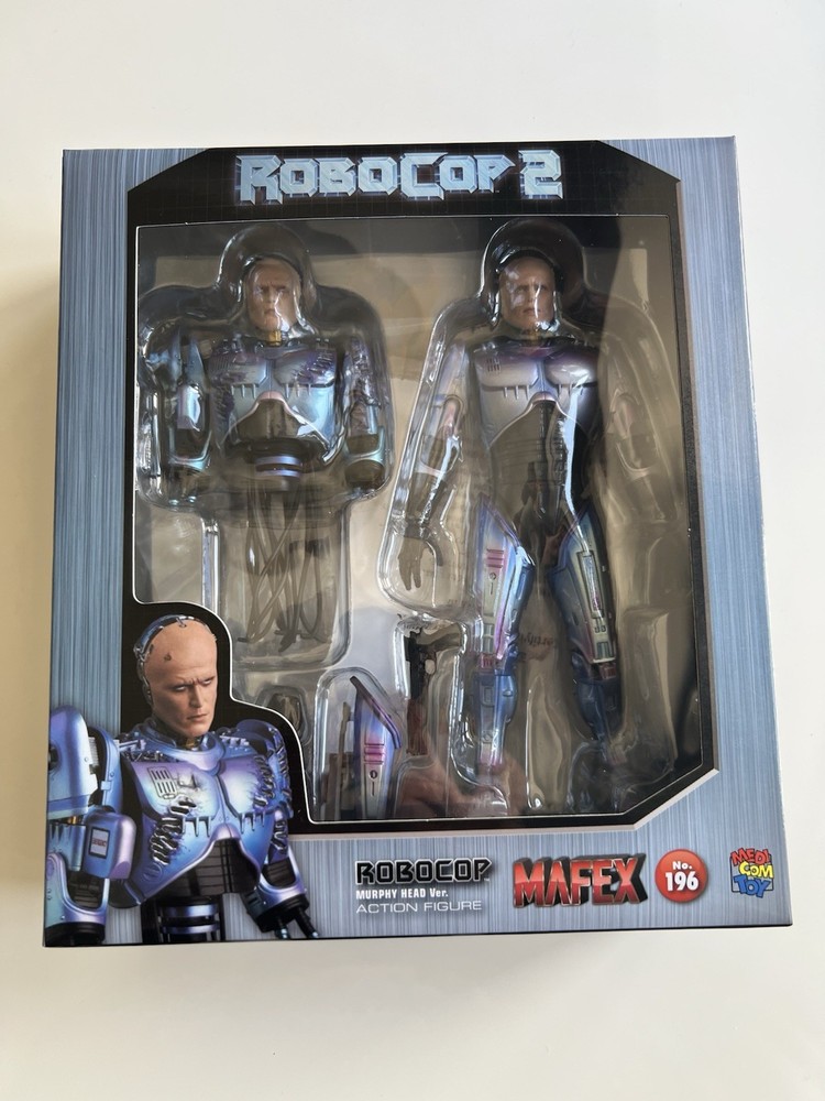 MAFEX No.196 ROBOCOP 2 (Murphy Head Ver.) Figure – AUTHENTIC MINT COMPLETE!