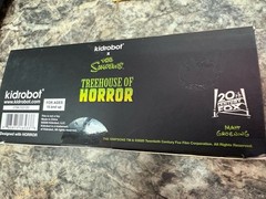 Donut Homer Krusty Clown Treehouse Of Horror Kidrobot Simpsons zombie set